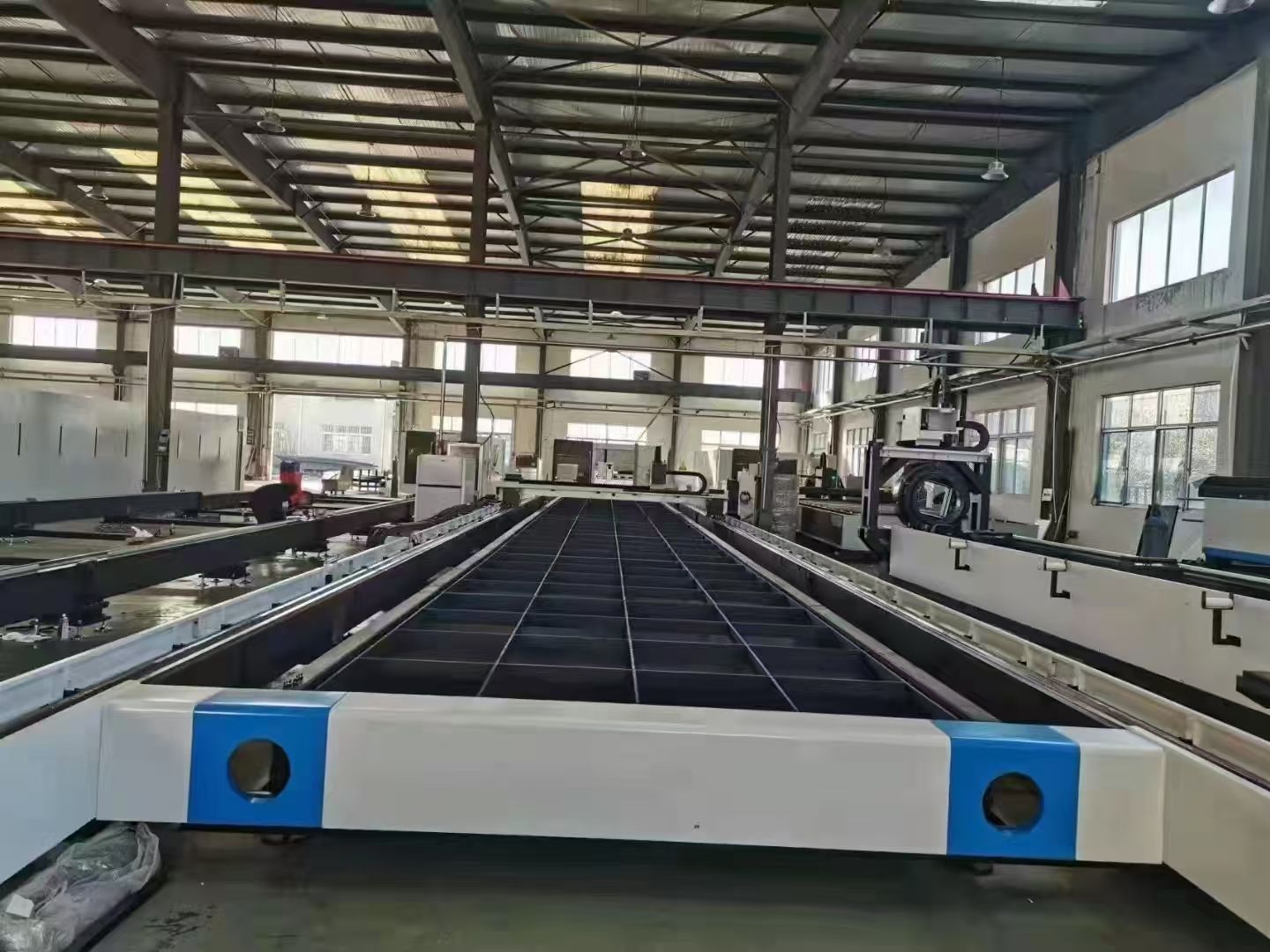 PFT-14032 Fiber Laser Cutting Machine thumbnail 9