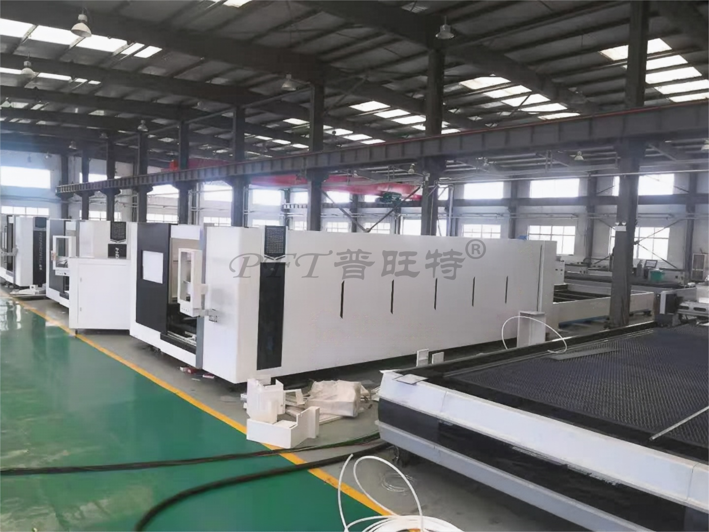 Enclosed Exchange Platform Fiber Laser Cutting Machines thumbnail 8